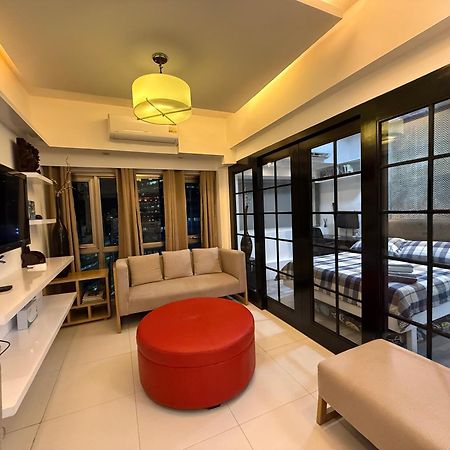 Luxury Condo At Forbeswood Parklane The Fort Bgc Makati City Exterior foto
