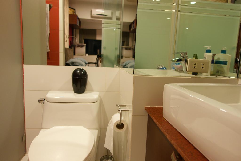 Luxury Condo At Forbeswood Parklane The Fort Bgc Makati City Habitación foto