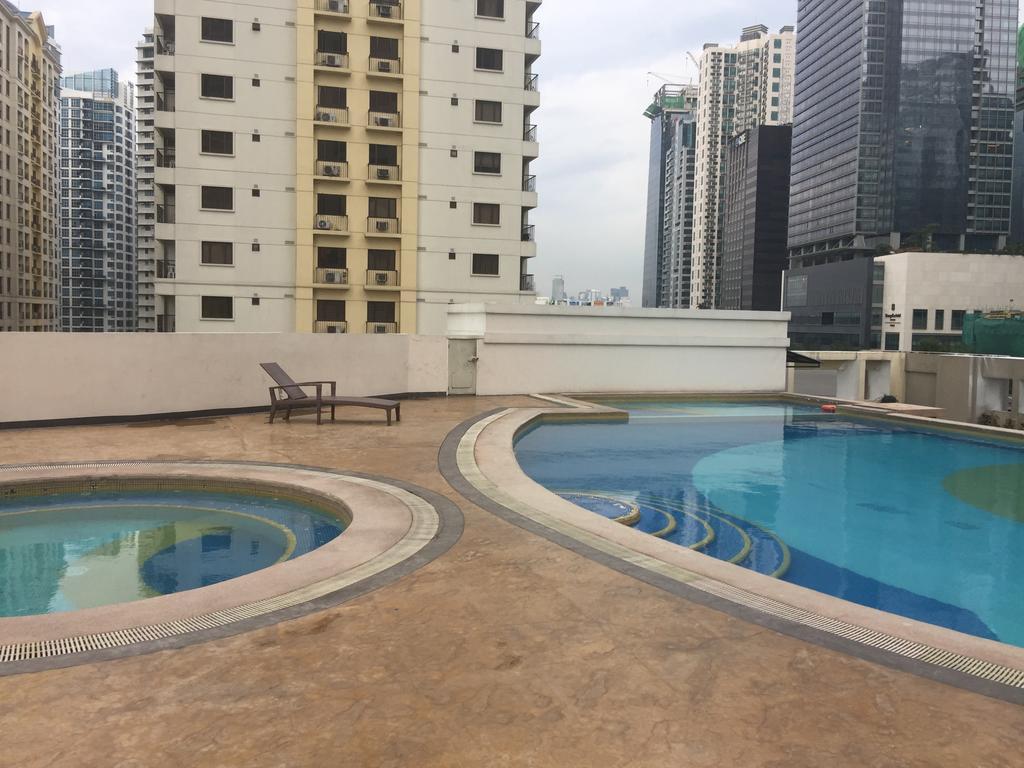 Luxury Condo At Forbeswood Parklane The Fort Bgc Makati City Exterior foto